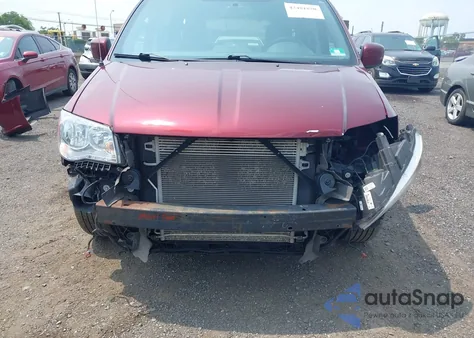 2018 Dodge Grand Caravan Sxt z USA, uszkodzony, nr VIN 2C4RDGCGXJR216331